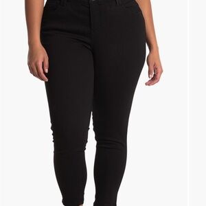 NWT Democracy ab tech skinny jeans sz 18